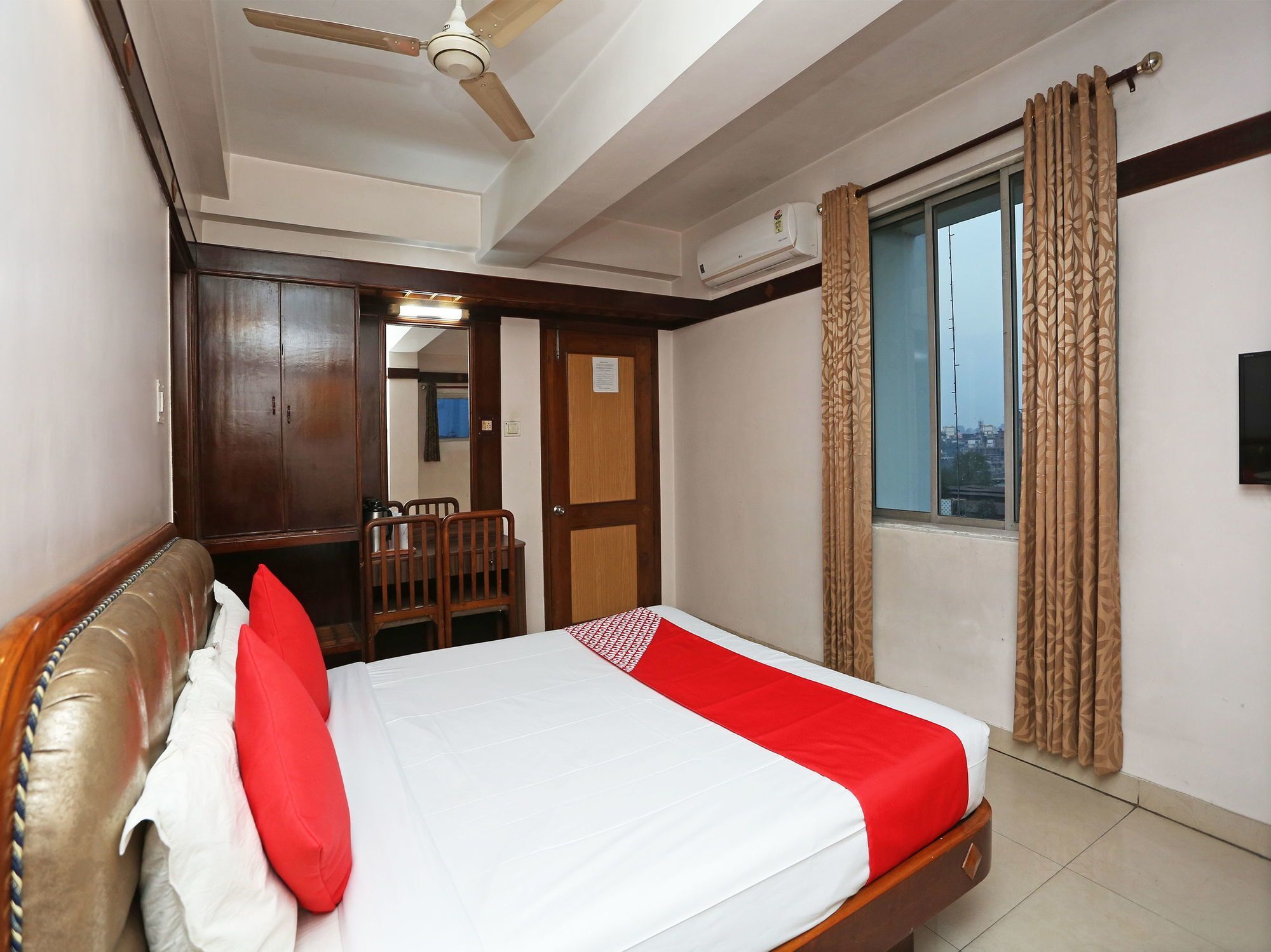 Hotel Amrit Regency غاواهاتي المظهر الخارجي الصورة